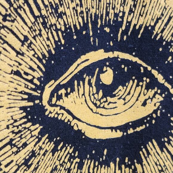 All Seeing Eye T Shirt Black Gold 100% US Cotton Medium Top 470 - Picture 5 of 10